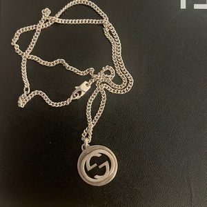 Gucci necklace